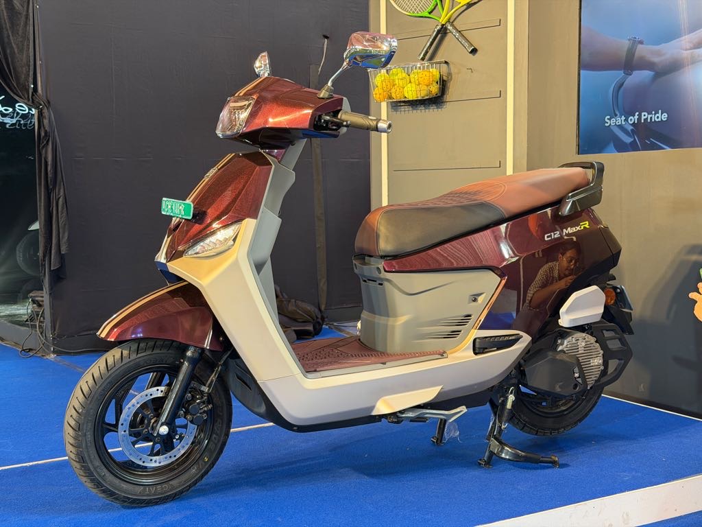 BGauss C12 MaxR Price