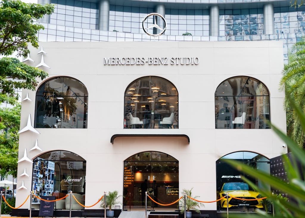 Mercedes-Benz Studio