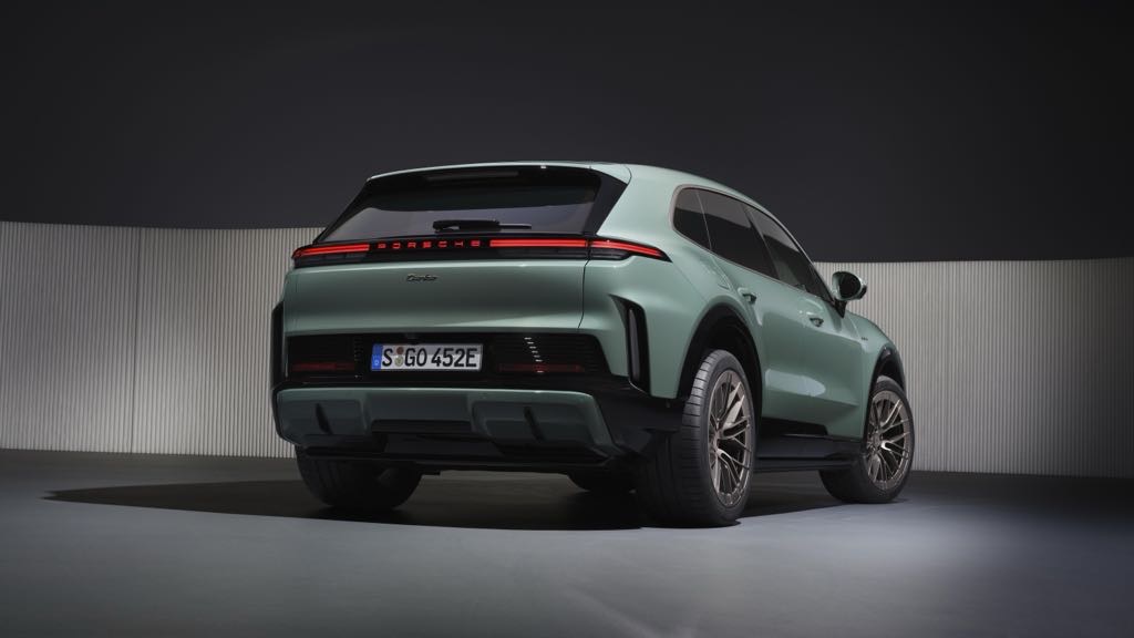 Porsche Cayenne Electric Rear