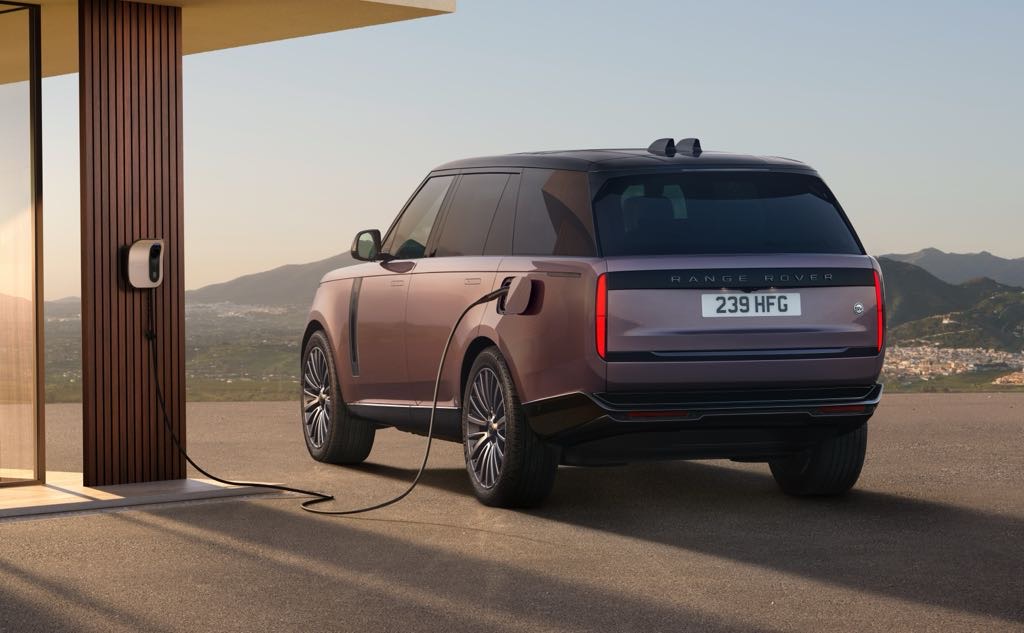 Range Rover Electric Rear